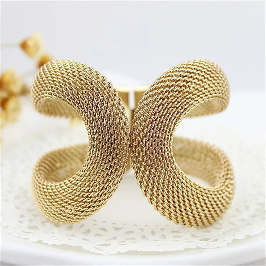 Touching Circles Cuff Bracelet