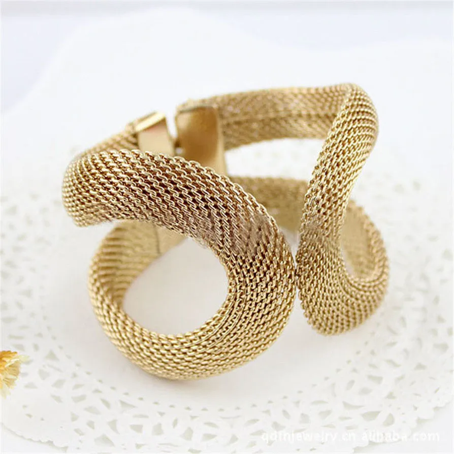 Touching Circles Cuff Bracelet