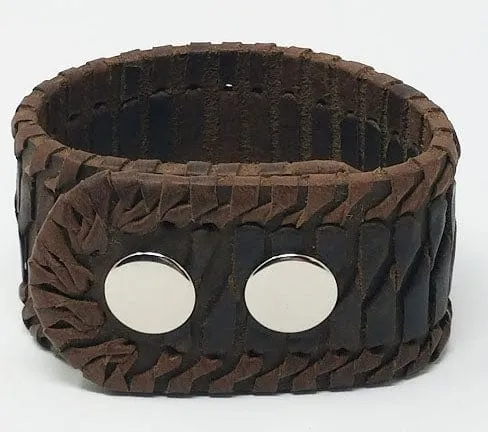 Twisted Design Leather Cuff