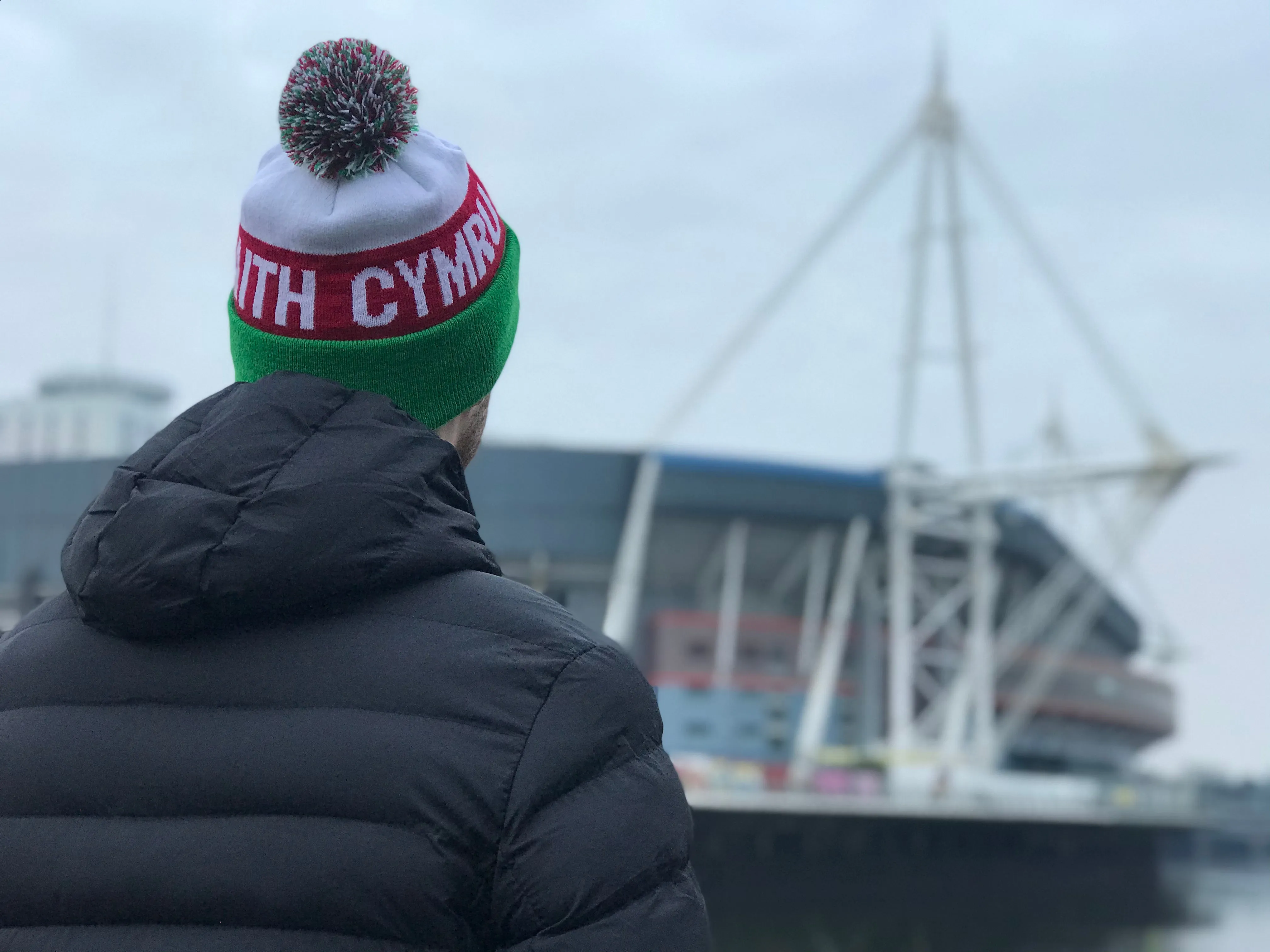 Urdd red white and green bobble hat