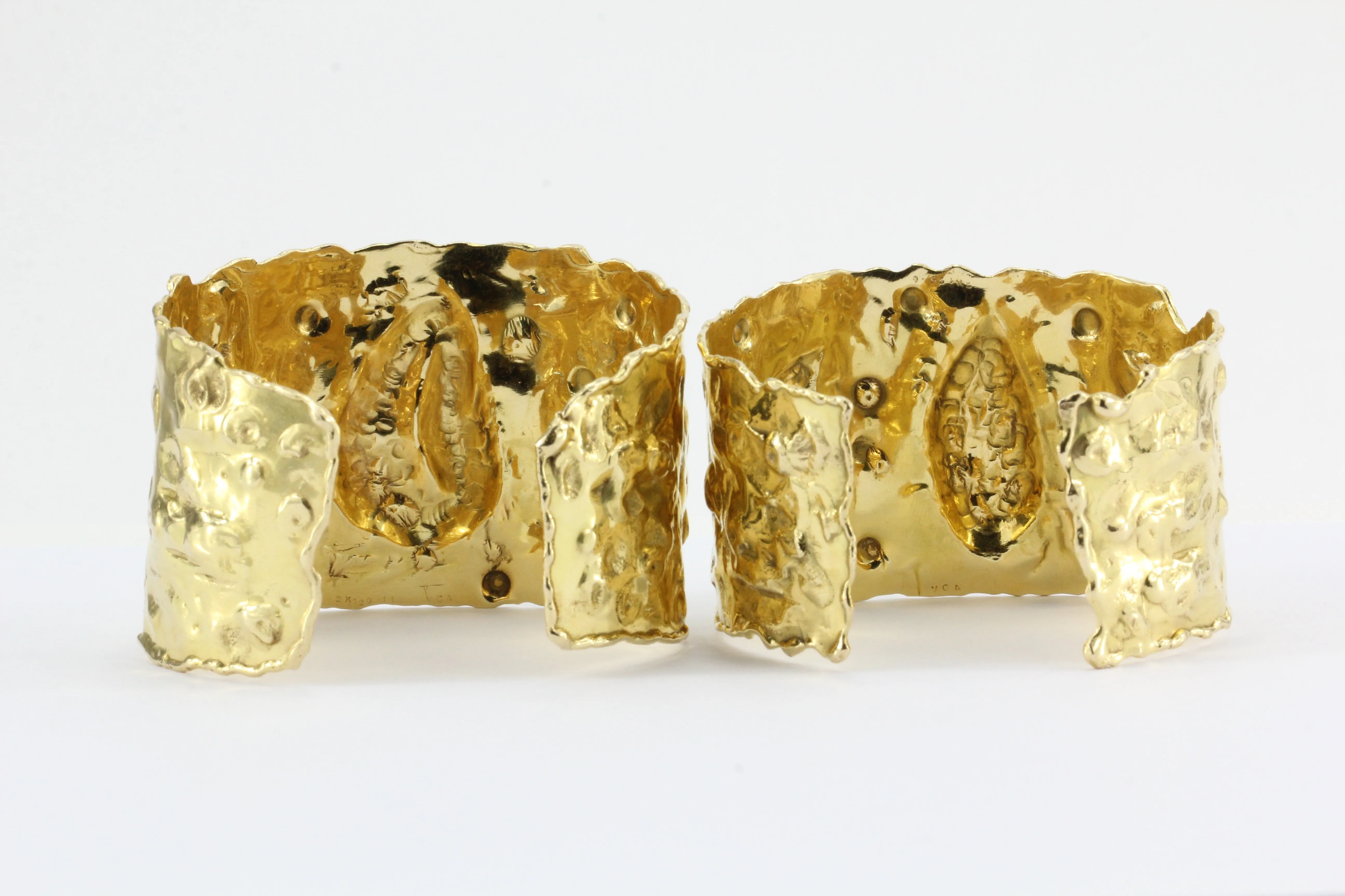 Van Cleef & Arpels 18K Gold Jackie-O Manchettes Cuff Bracelets Pair c.1970