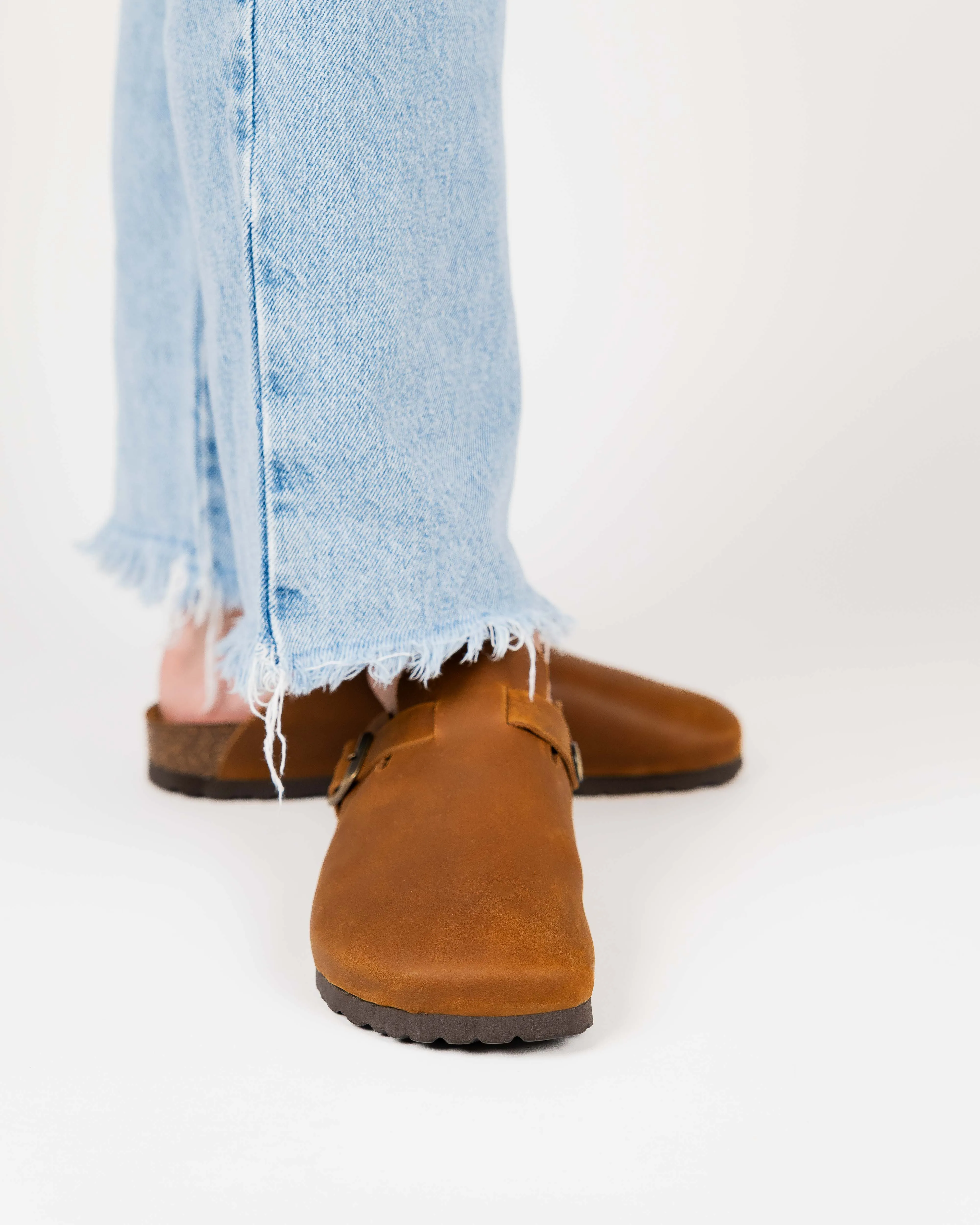 Wide Mules Camel Leather