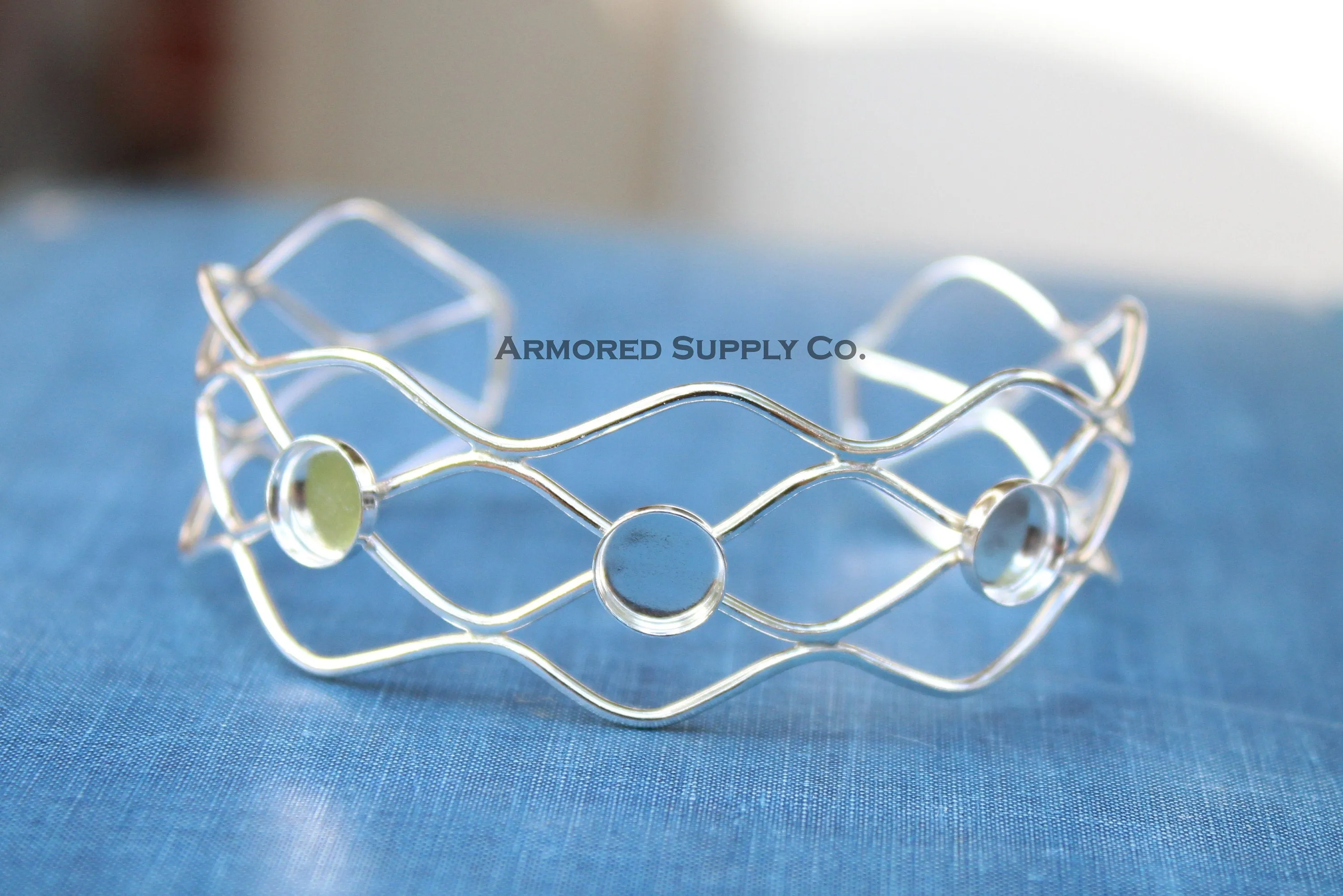 Wide Wave Round Bezel Cup Bracelet Cuff blank