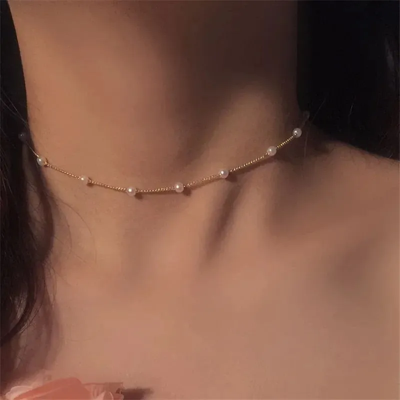 Women's Korean Style Pearl Choker Necklace