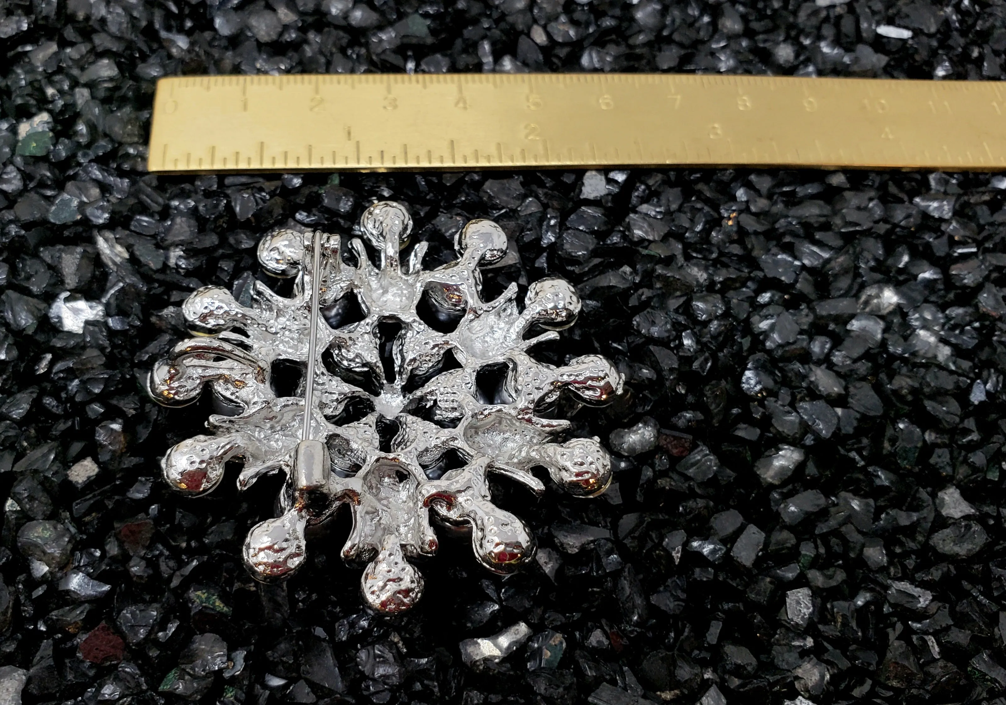 Ziva Pearl Crystal Brooch